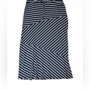 Seven7 Women’s Navy Blue & Gray Skirt Size Large